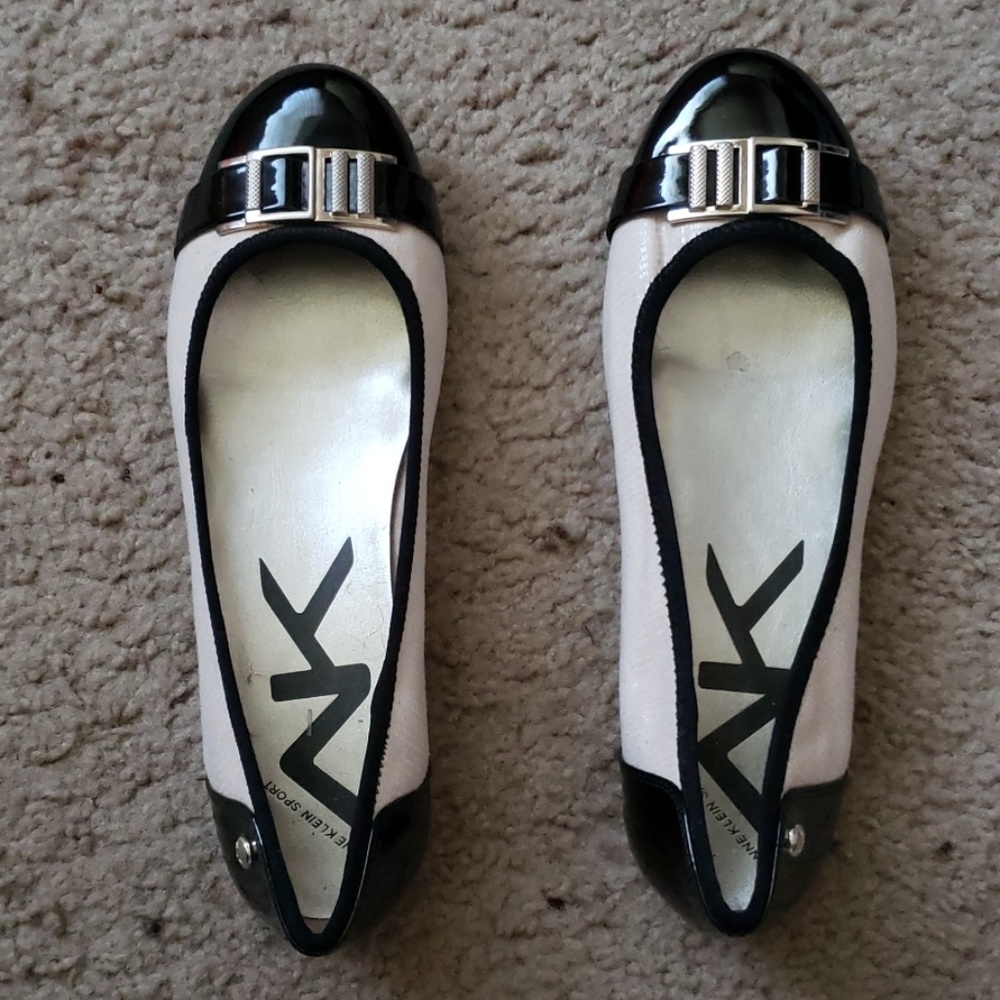 Gently used Anne Klein Sport flats
